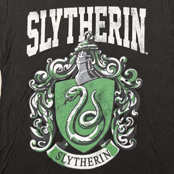 Slytherin Harry Potter Graphic T-Shirt Women's M Black Coat of Arms Logo - Picture 2 of 4